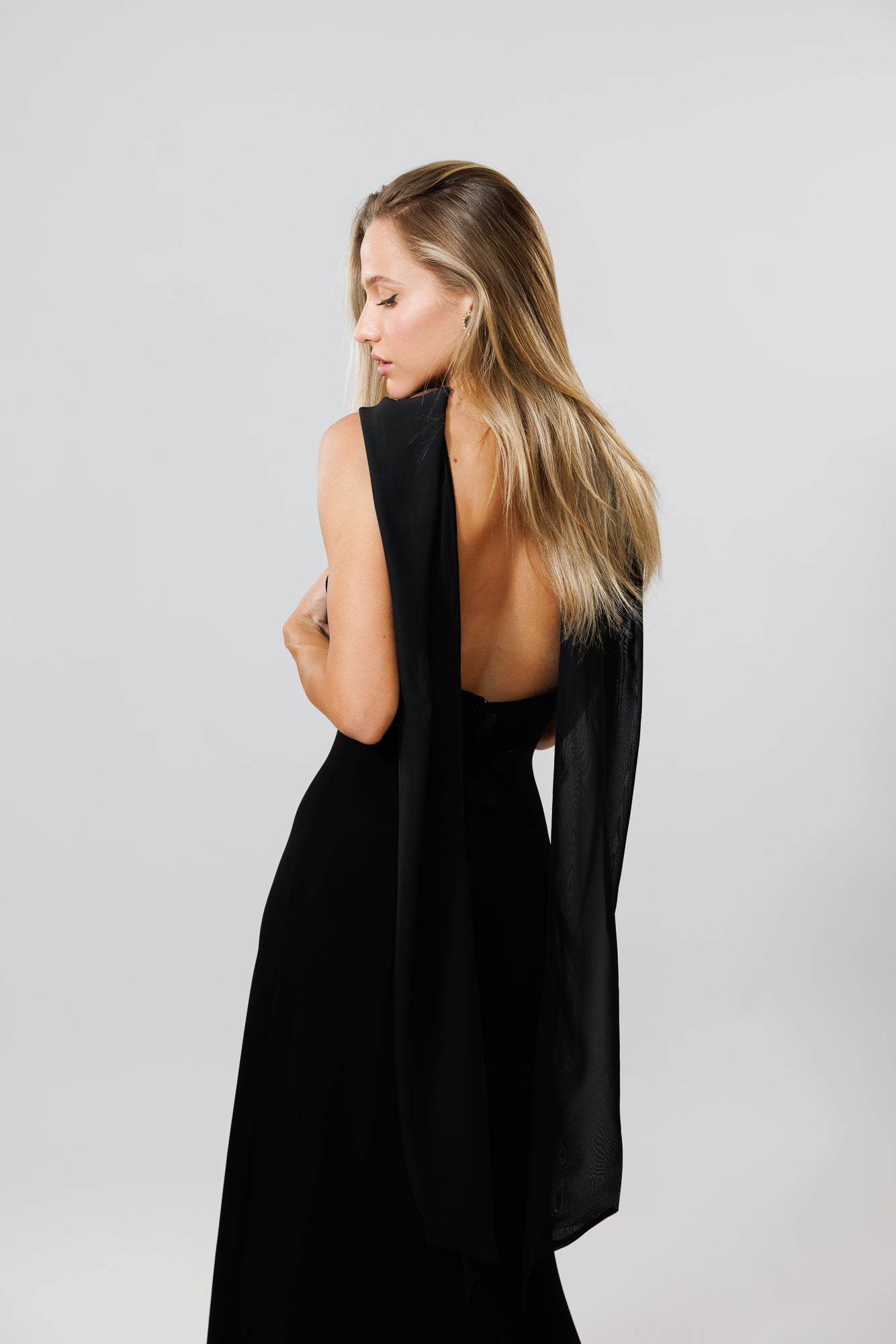Romina black dress